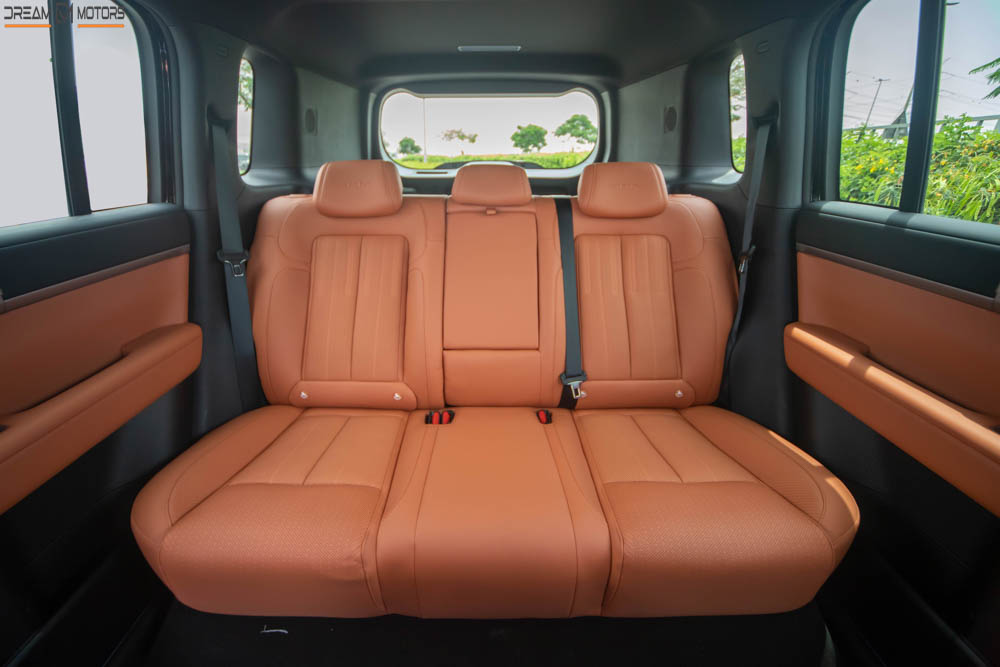 BYD Leopard Titanium 7 Ultra | 2025