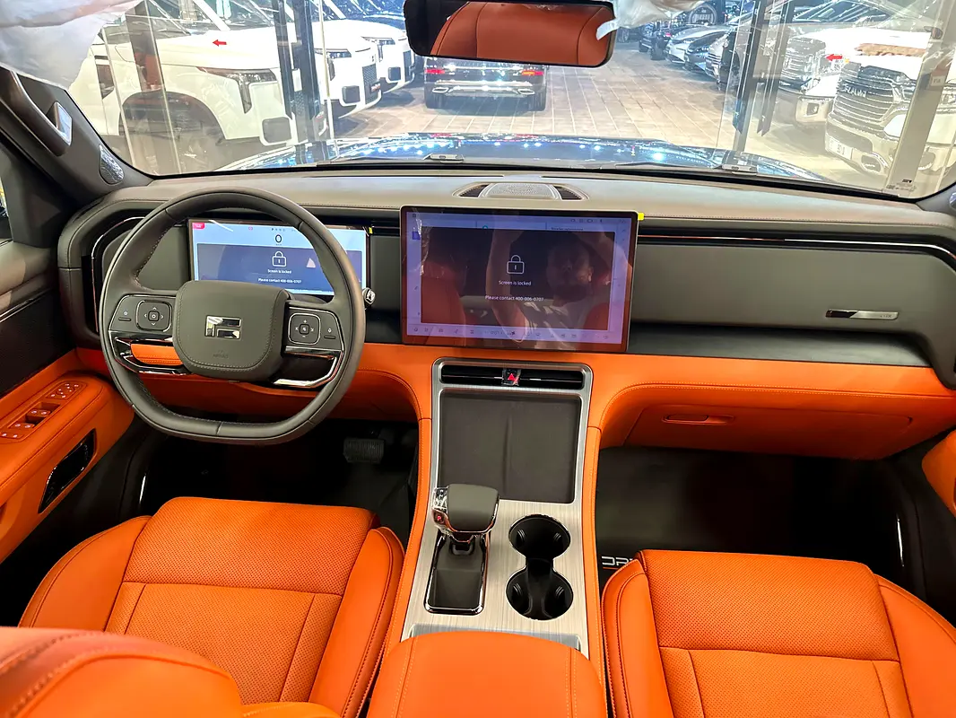 ROX 01 | 7-Seater | 0 KM | 2026