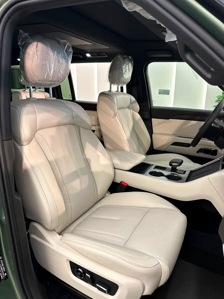 ROX 01 | 6-Seater | 0 KM | 2026