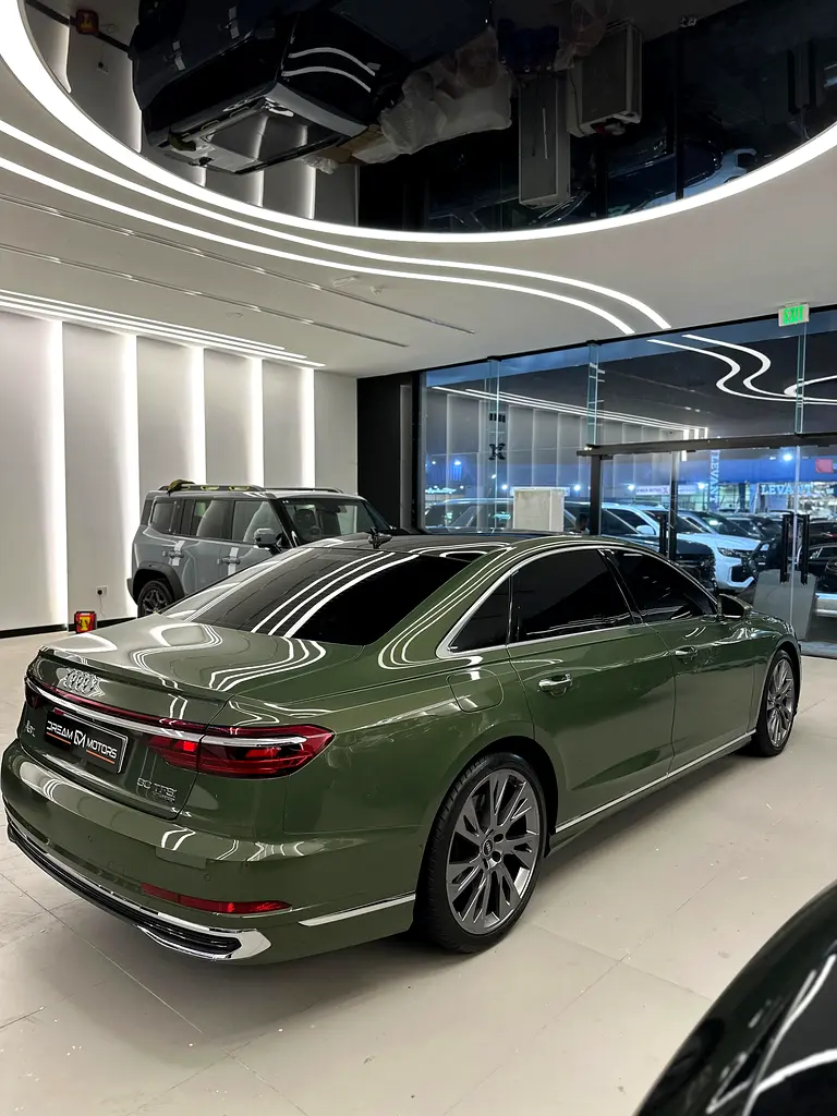 Audi A8 60 TFSI Quattro | 2022