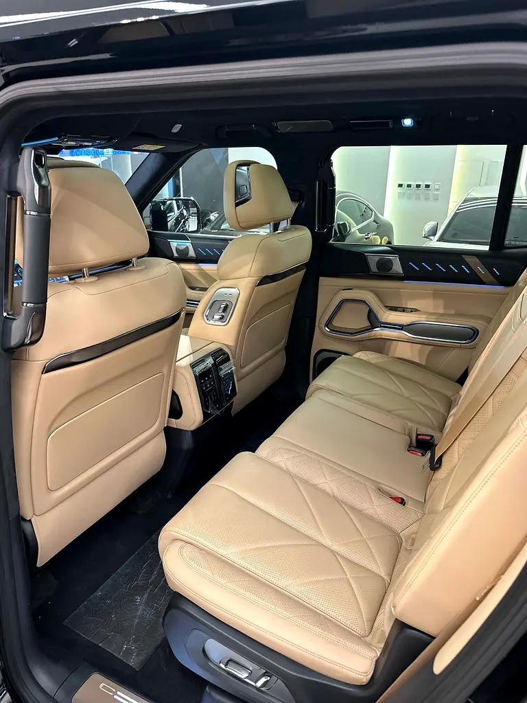 BYD Leopard 8 Flagship | 2025