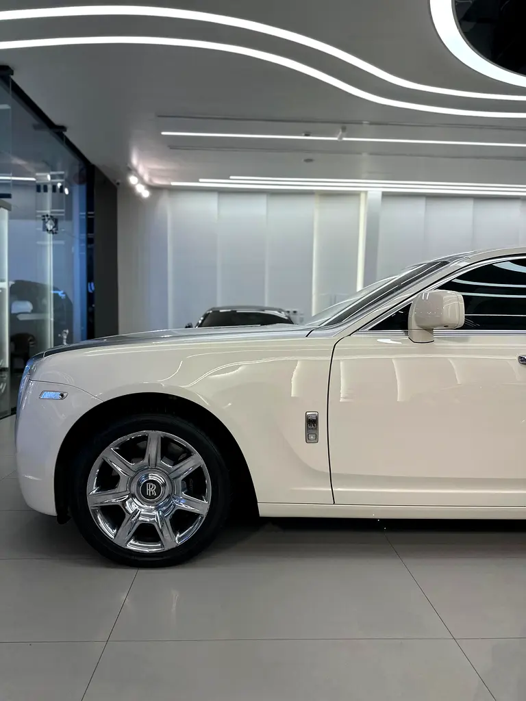 Rolls Royce Ghost Standard | 2010