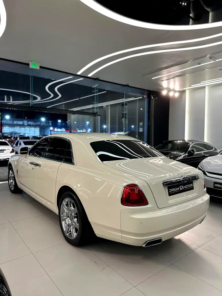 Rolls Royce Ghost Standard | 2010