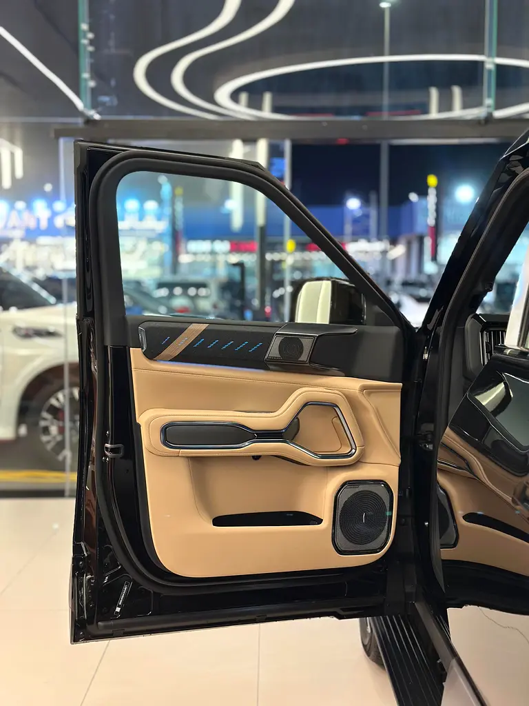 BYD Leopard 8 Flagship | 2025