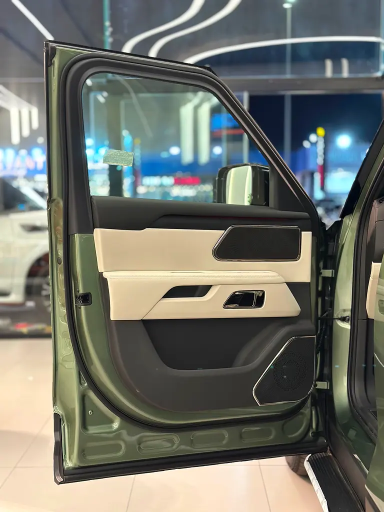 ROX 01 | 6-Seater | 0 KM | 2026
