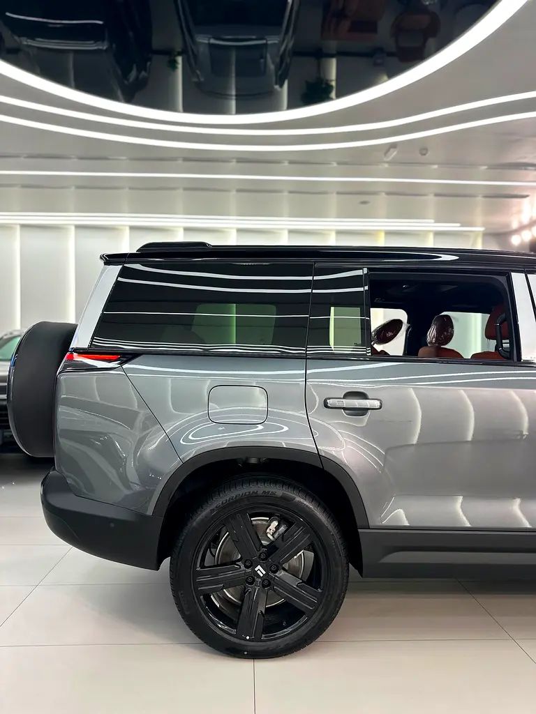 ROX 01 | 7-Seater | 0 KM | 2026