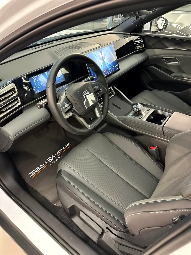 BYD Qin L DM-i | 0 KM | 2025