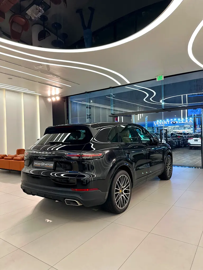 Porsche Cayenne | GCC | 2018