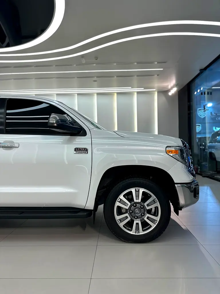 Toyota Tundra Crewmax 1794 Edition